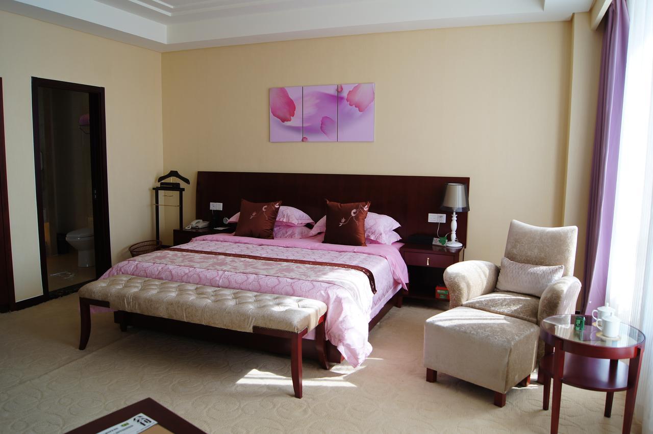 Fuxing Oriental Boutique Hotel Chifeng Værelse billede